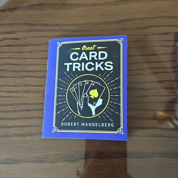 Mud Puddle Magic Card Tricks Kit, including Magic Book and a Deck of Cards. - Picture 4 of 4